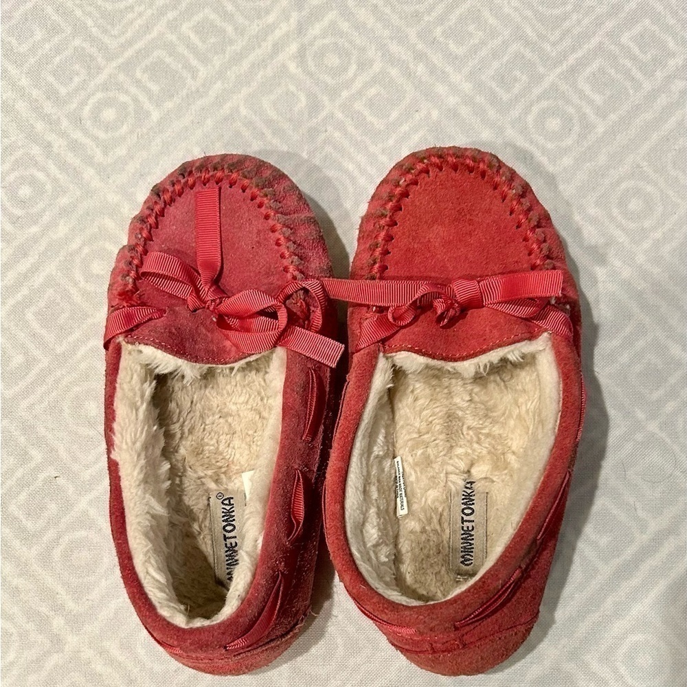 Girls' Britta Trapper Slipper Big Kid | Minnetonka | Winter | Pink